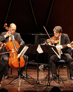 Pirates of the Caribbean - The Curse of the Black Pearl in Concert
